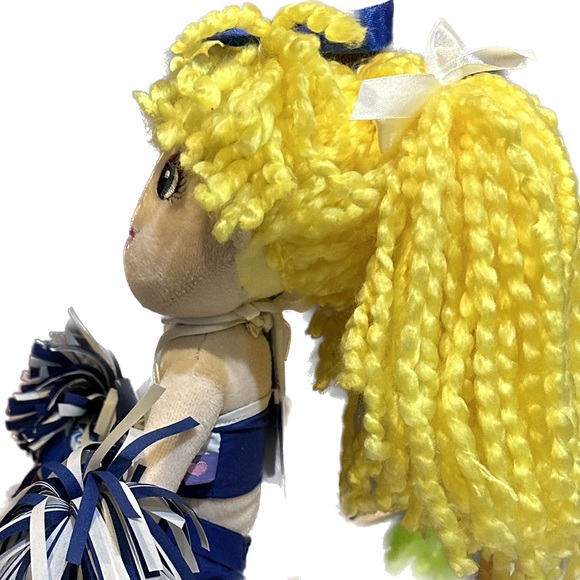 VTG FRIENDS 2b BLONDE SOFT DOLL POM POMS MEGAPHONE BUILD A BEAR BLUE - Picture 6 of 7